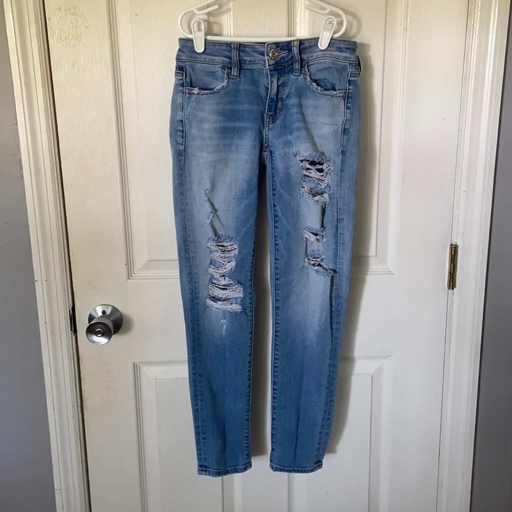 American Eagle ripped jeggings